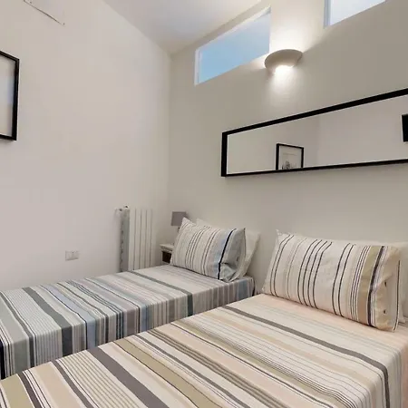 Luxury 2 Bedrooms 米兰